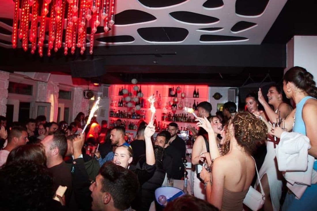 Semeli | Memorable nights with hip hop and RnB music image 2