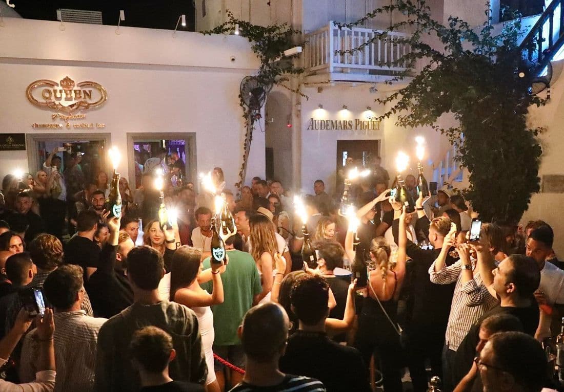 Queen of Mykonos | Saxophone night and dancers   image 2