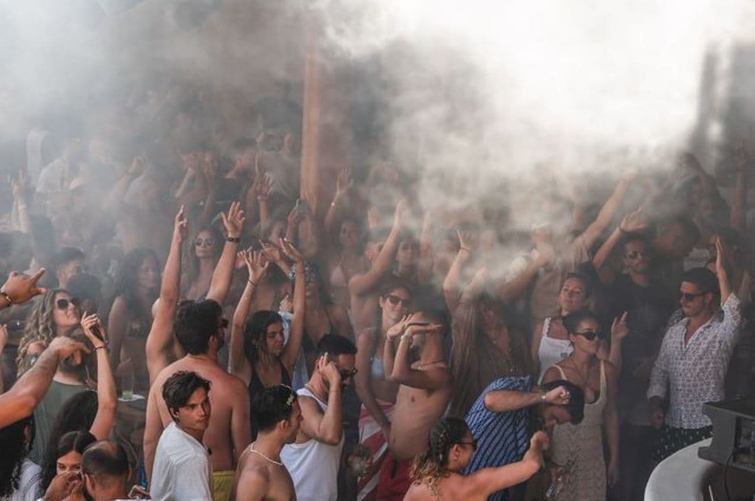 Super Paradise | Greek Sundays Party image 4